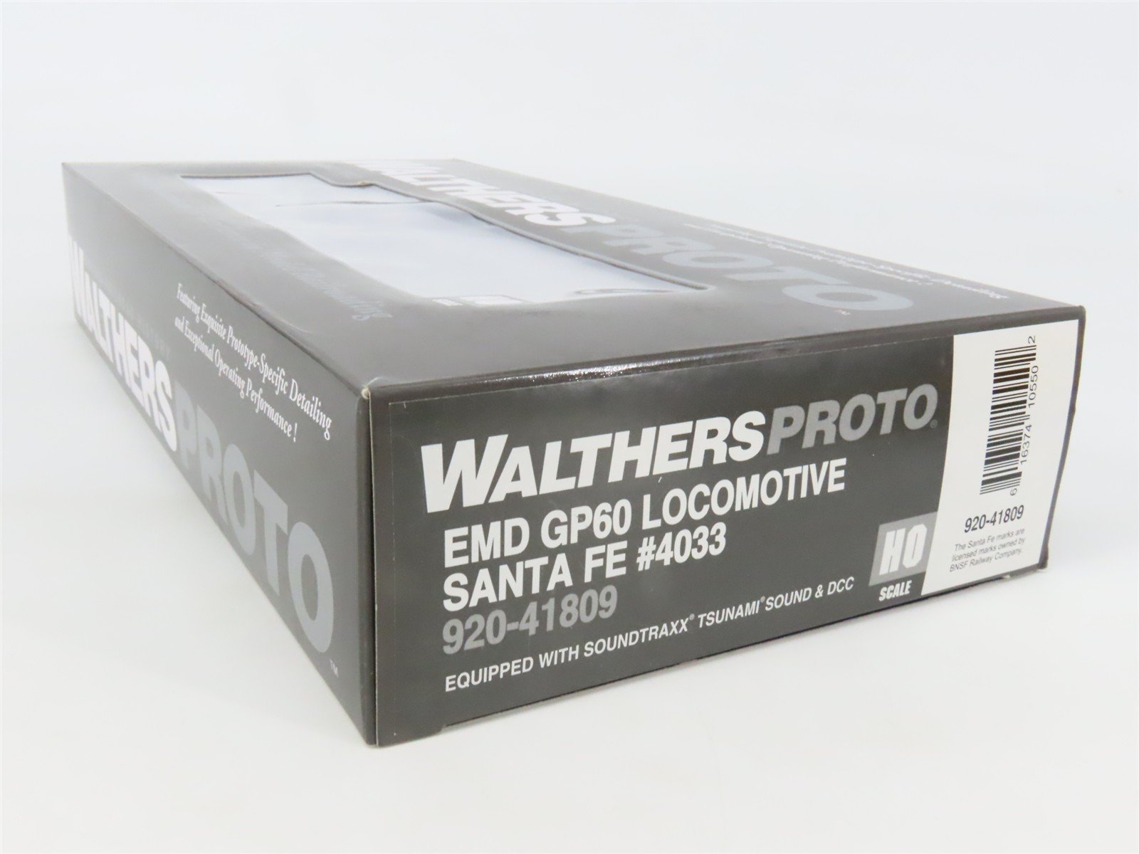 HO Walthers Proto 920-41809 ATSF Santa Fe EMD GP60 Diesel #4033 w/ DCC & Sound