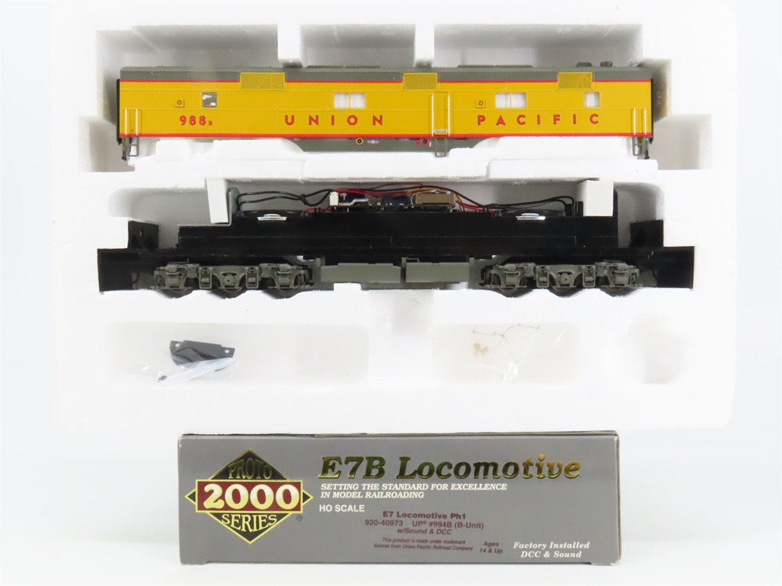 HO Scale Proto 2000 UP Union Pacific EMD E7B Diesel #988B w/ DCC & Sound