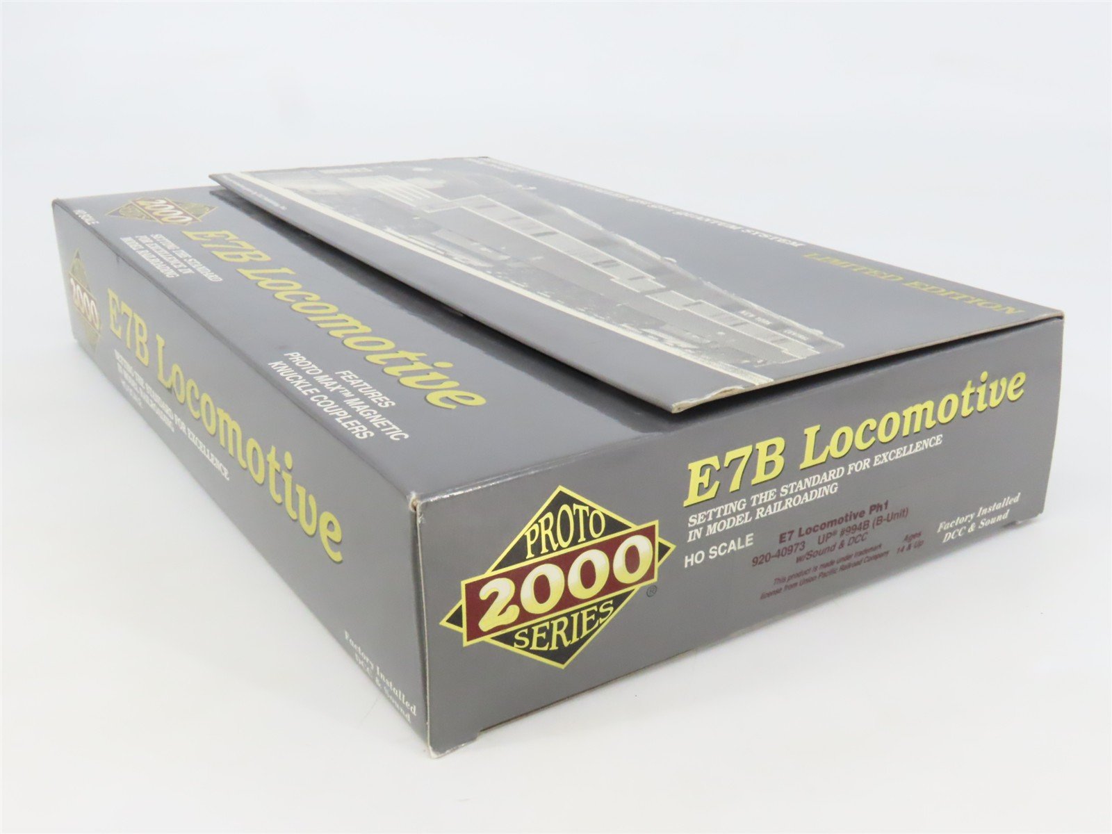 HO Scale Proto 2000 UP Union Pacific EMD E7B Diesel #988B w/ DCC & Sound