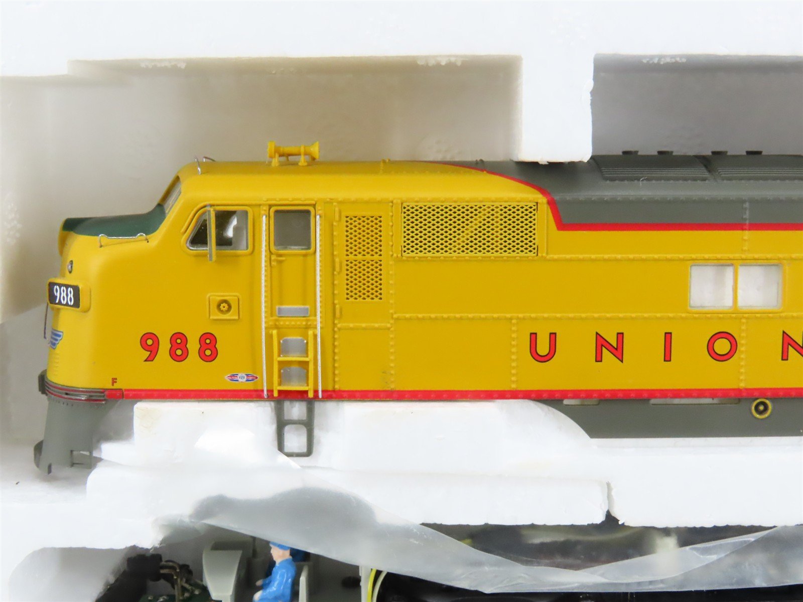 HO Scale Proto 2000 920-40971 UP Union Pacific EMD E7A Diesel #988 w/DCC & Sound