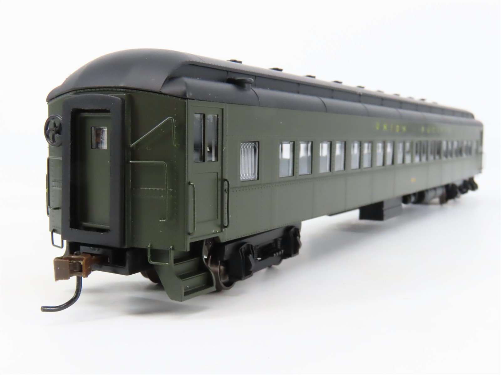 HO Bachmann Spectrum 81426 UP Union Pacific Doodlebug & Coach Set w/DCC - CUSTOM