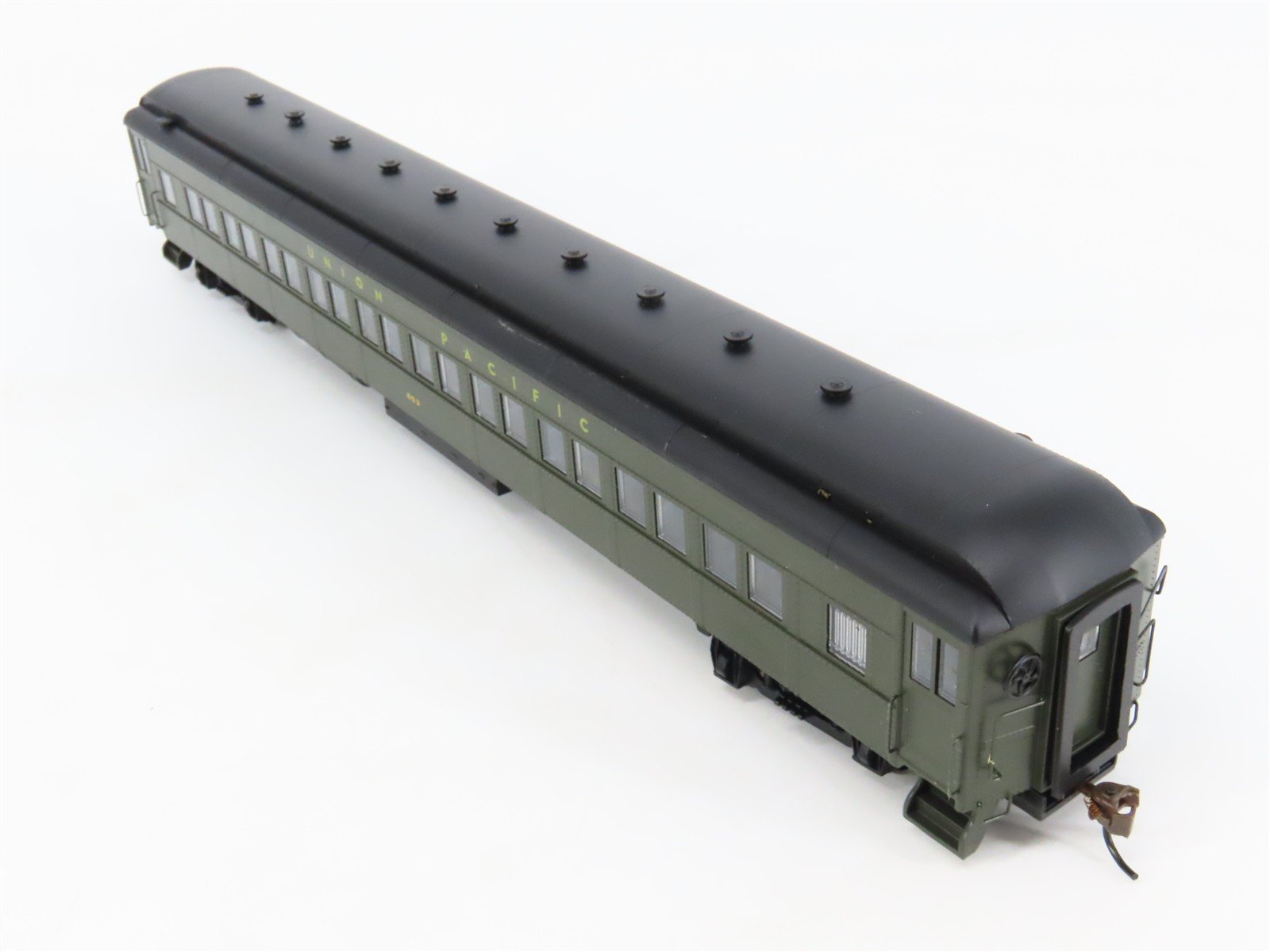 HO Bachmann Spectrum 81426 UP Union Pacific Doodlebug & Coach Set w/DCC - CUSTOM