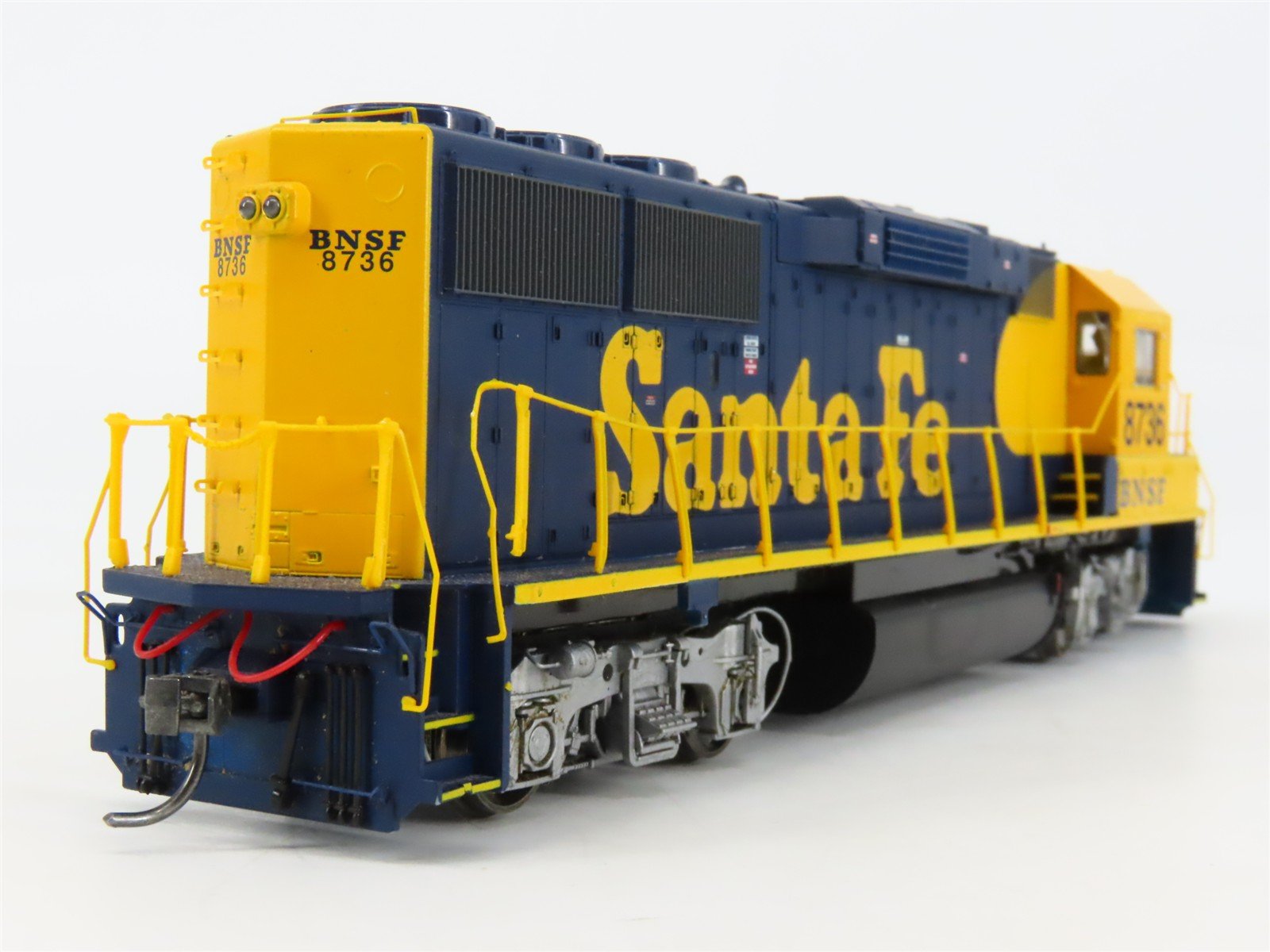 HO Scale Proto 2000 BNSF/Santa Fe EMD GP60 Diesel #8736 w/ DCC & Sound