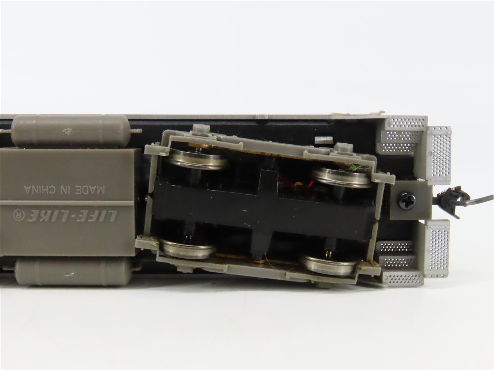 HO Scale Proto 2000 UP Union Pacific EMD SW9 Diesel Switcher #1846
