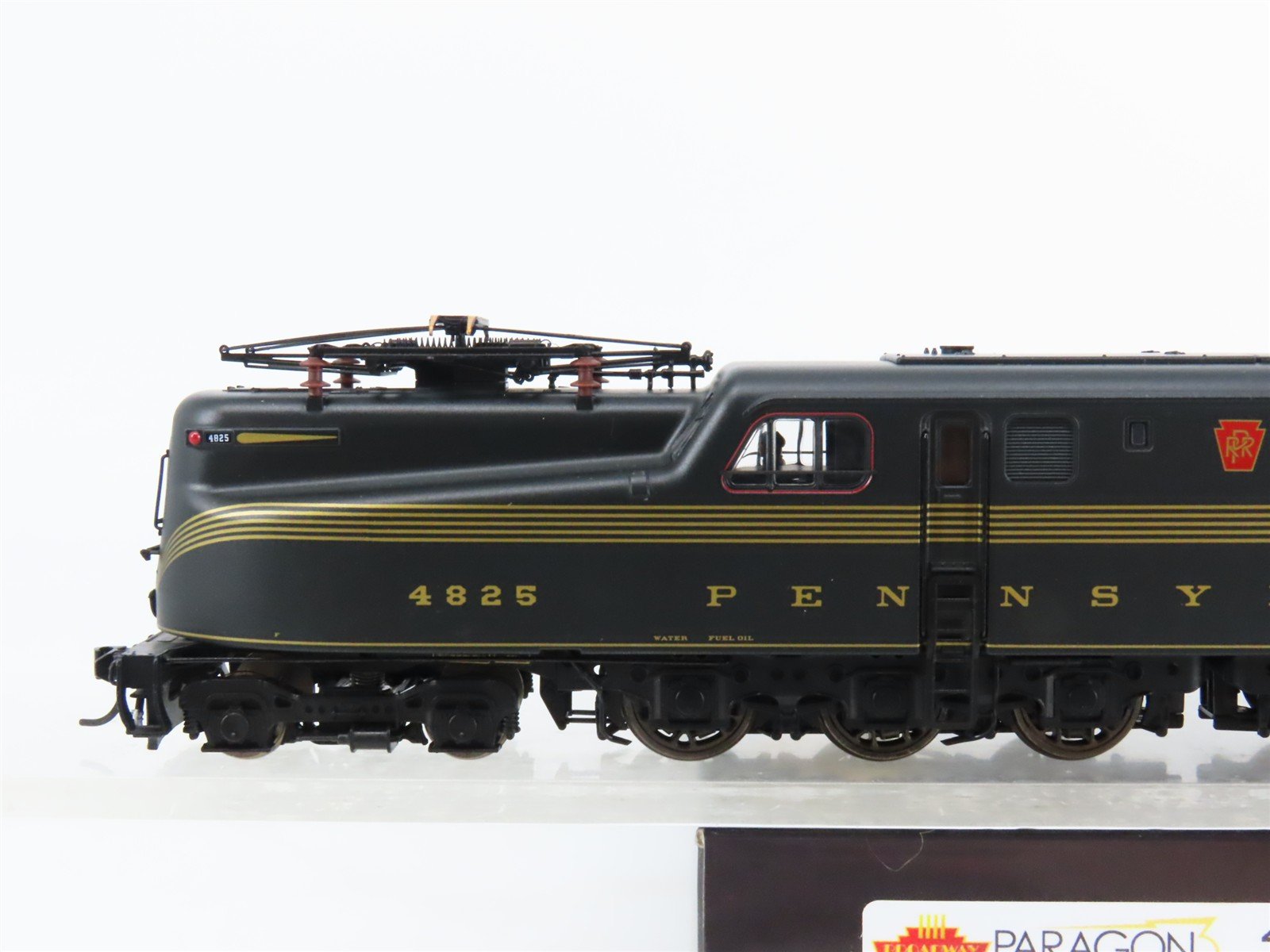 HO Broadway Limited BLI 4687 PRR Pennsylvania GG1 Electric #4825 - Paragon3