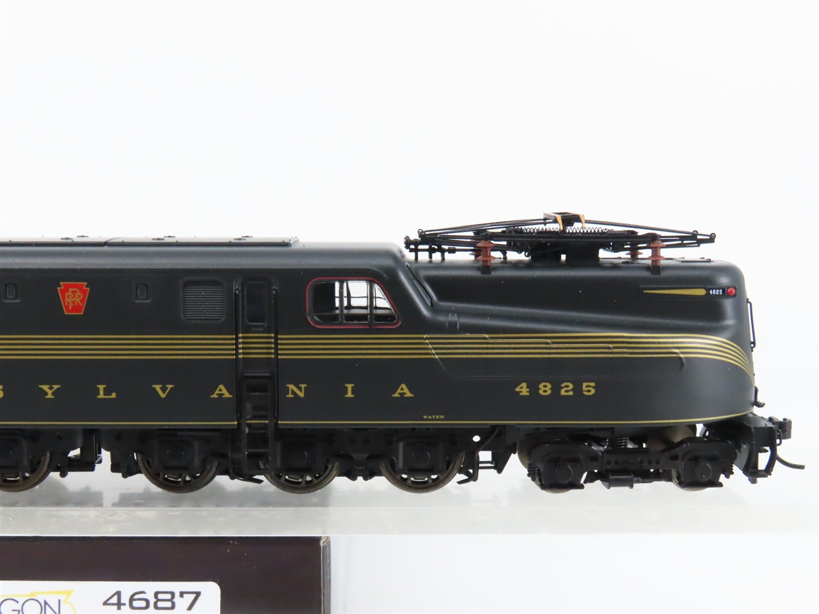 HO Broadway Limited BLI 4687 PRR Pennsylvania GG1 Electric #4825 - Paragon3