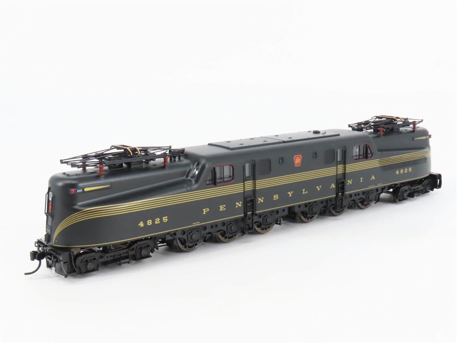 HO Broadway Limited BLI 4687 PRR Pennsylvania GG1 Electric #4825 - Paragon3