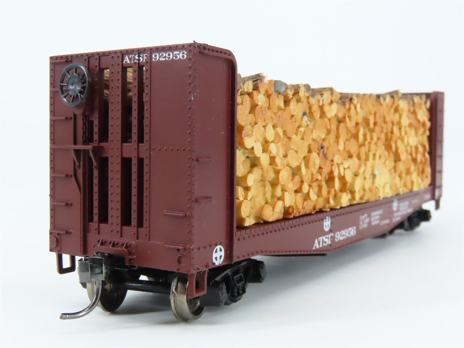 HO Scale Athearn 1457 ATSF Santa Fe 40' Pulpwood Flatcar #92956 w/Custom Load