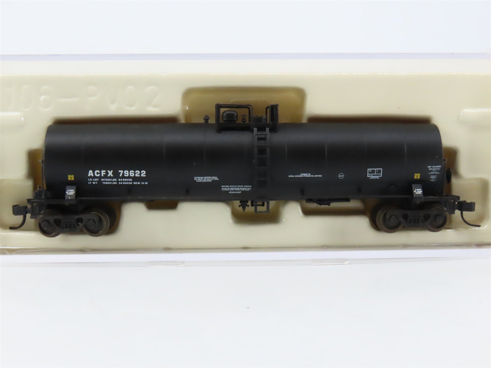 N Scale Atlas 30853 ACFX Shell Canada 22K Gallon Tankcar #79622