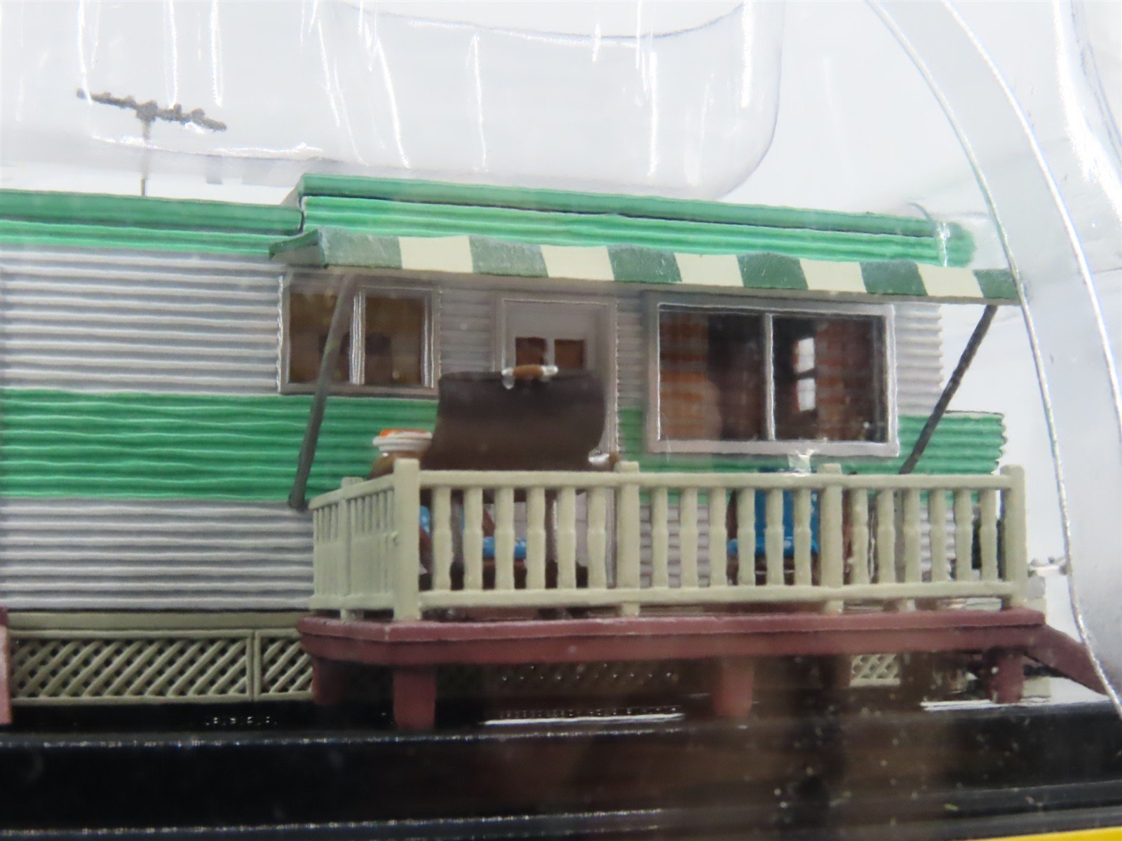 HO Scale Woodland Scenics BR5060 Grillin' & Chillin' Trailer