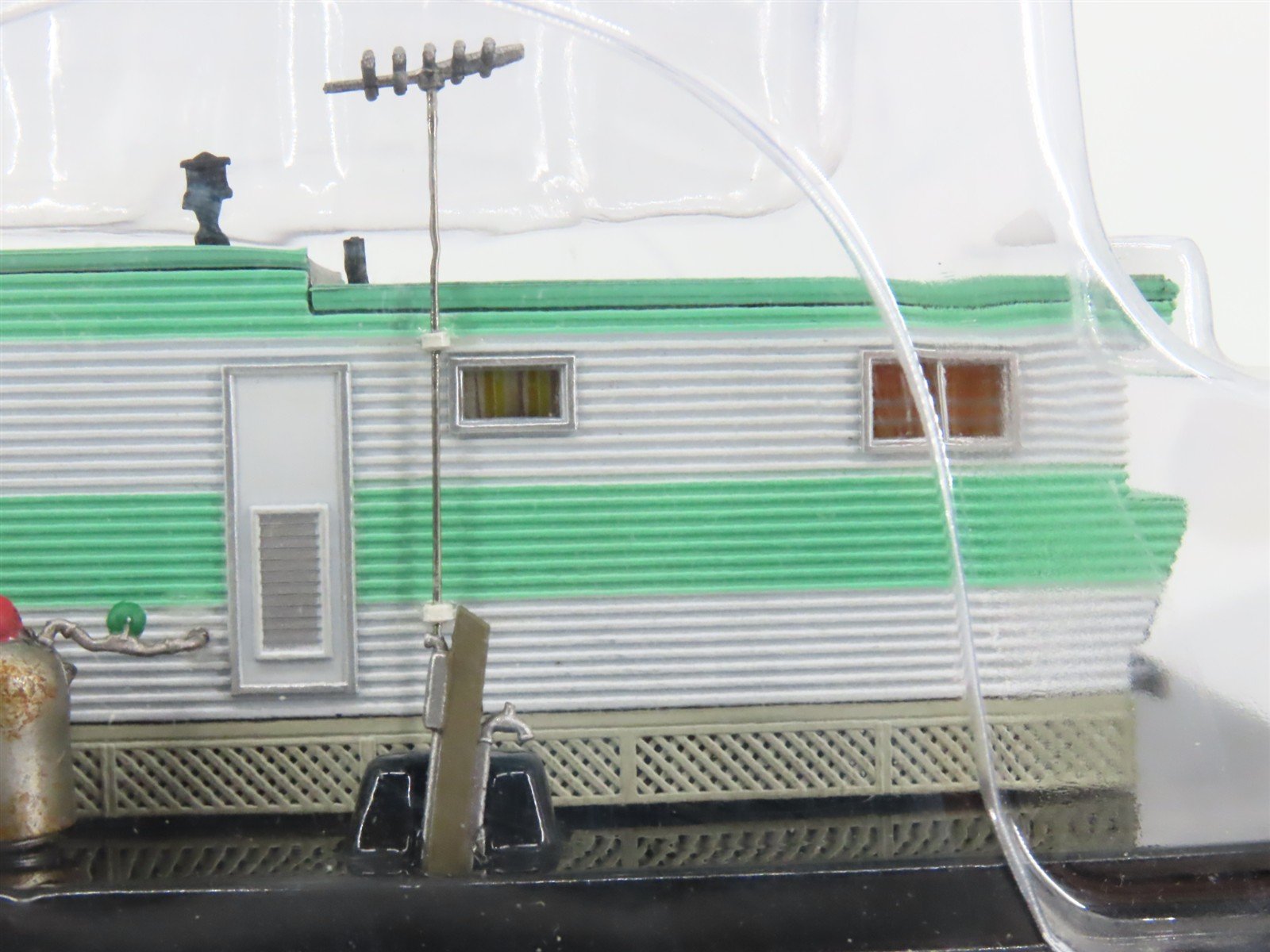 HO Scale Woodland Scenics BR5060 Grillin' & Chillin' Trailer