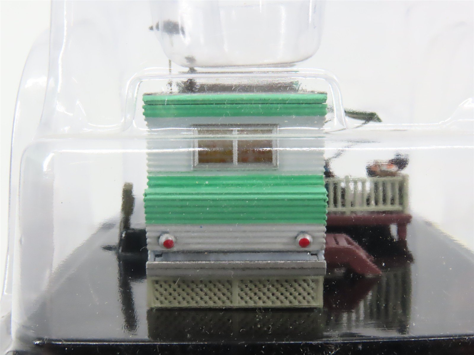 HO Scale Woodland Scenics BR5060 Grillin' & Chillin' Trailer