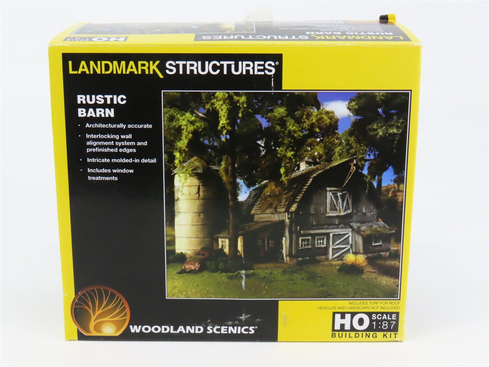 HO Scale Woodland Scenics PF5190 Rustic Barn Building Kit