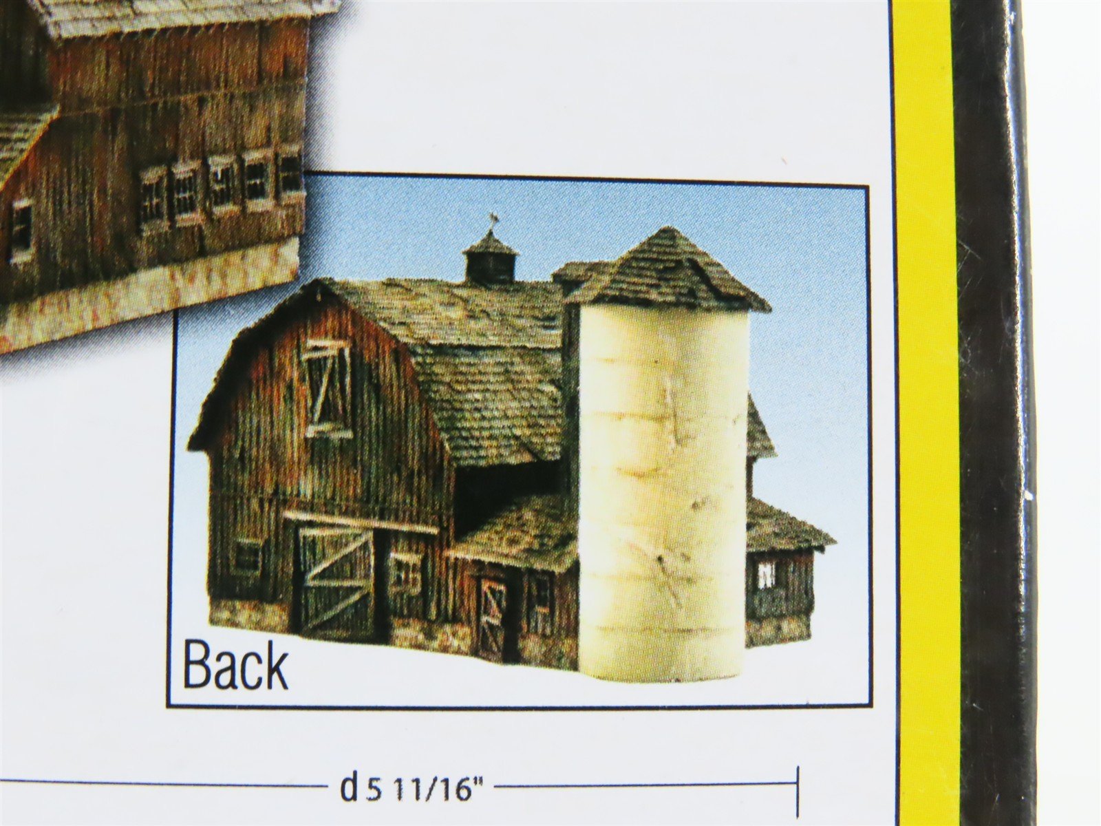 HO Scale Woodland Scenics PF5190 Rustic Barn Building Kit