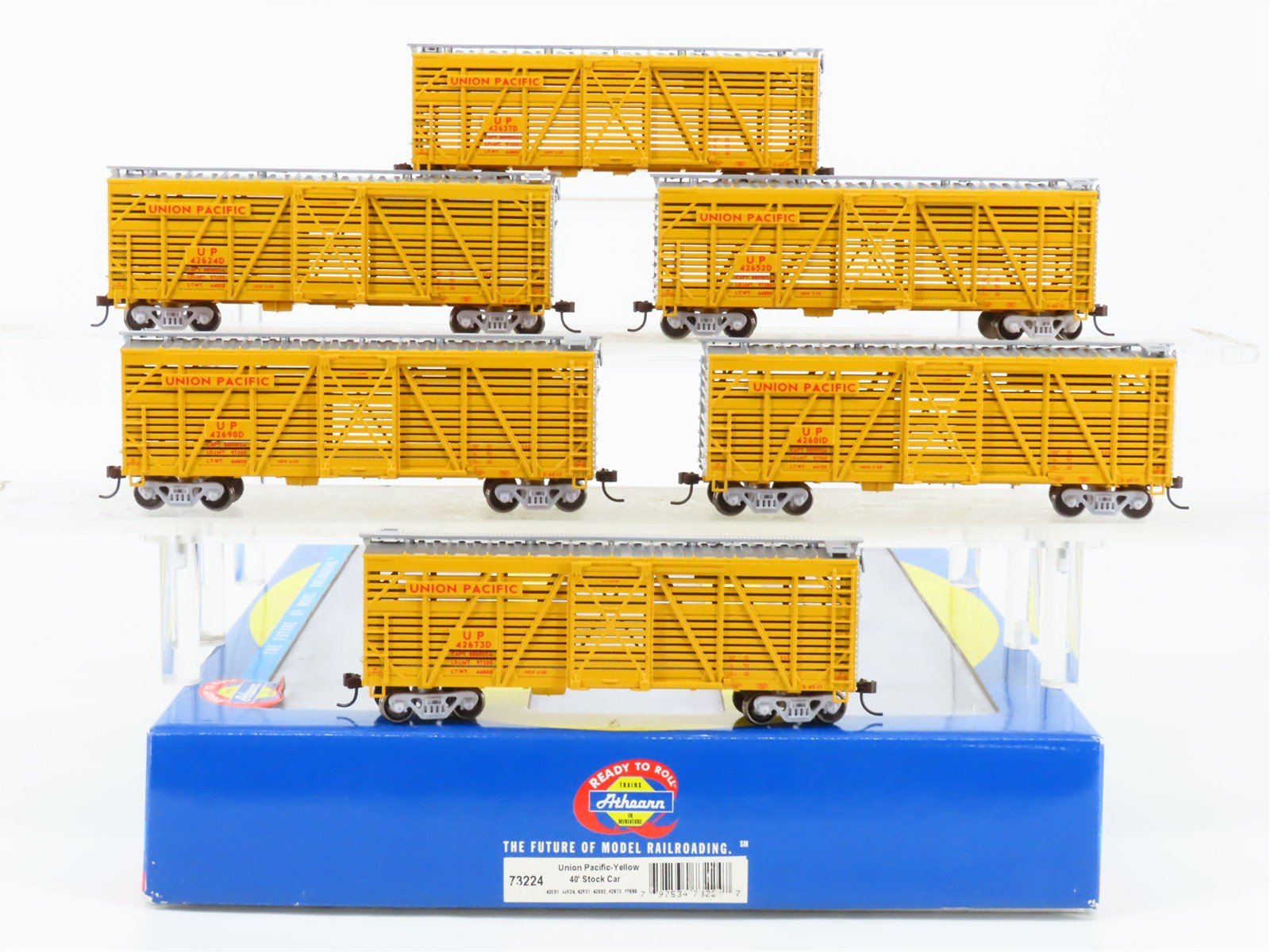 HO Scale Athearn 73224 UP Union Pacific Railroad 40' Stock Cars 6-Pack