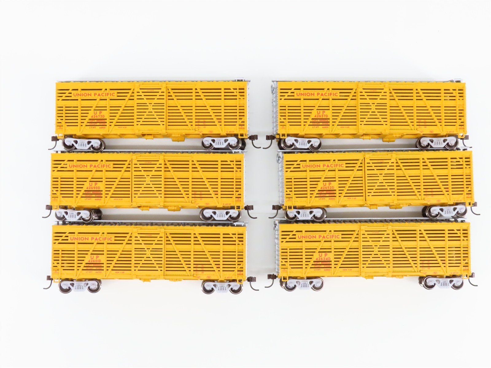 HO Scale Athearn 73224 UP Union Pacific Railroad 40' Stock Cars 6-Pack