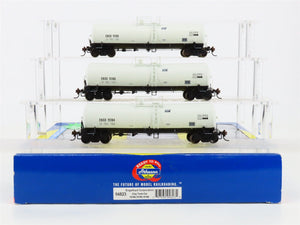 HO Scale Athearn 94823 ENGX Engelhard Corporation Clay Tank Cars 3-Pack