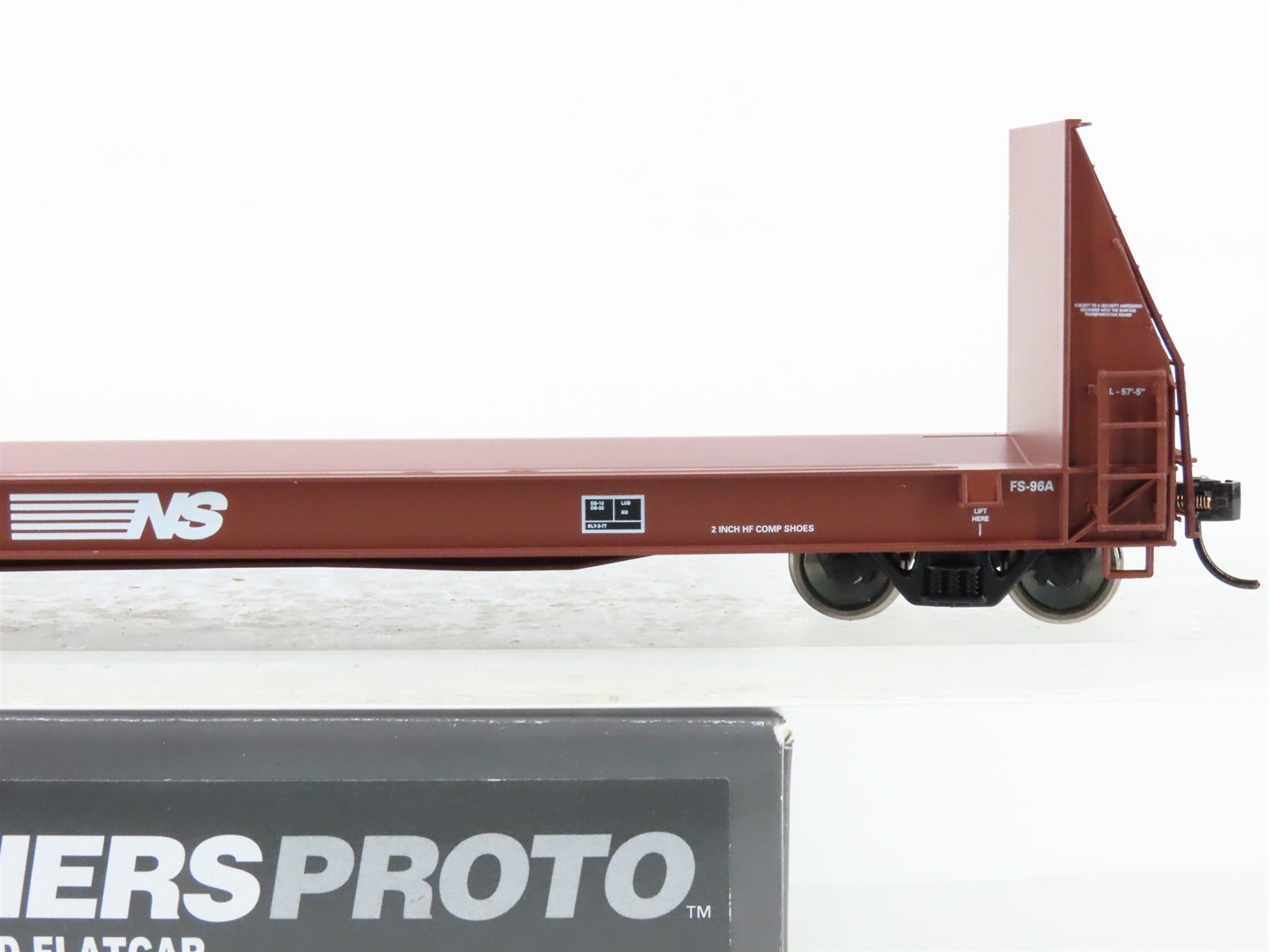 HO Walthers Proto 920-104515 NS Norfolk Southern 50' Pulpwood Flat Car #111326