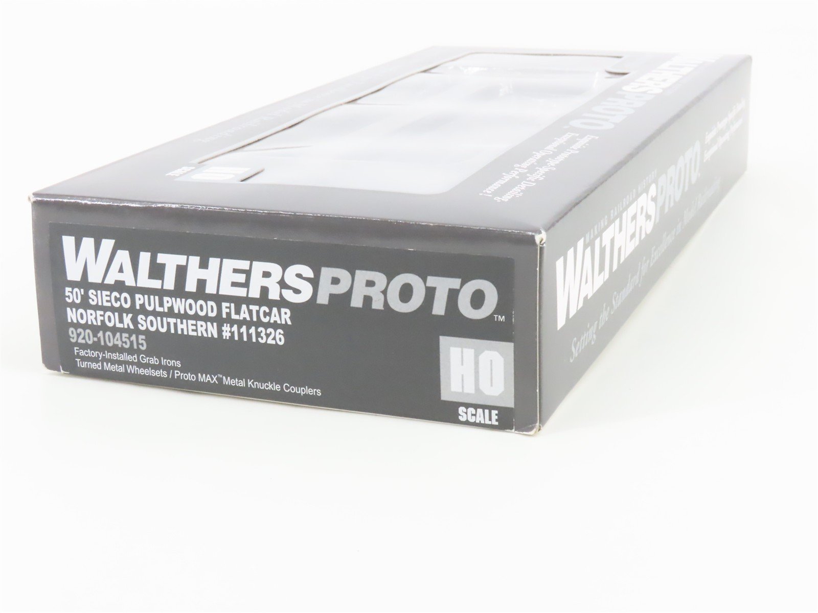 HO Walthers Proto 920-104515 NS Norfolk Southern 50' Pulpwood Flat Car #111326