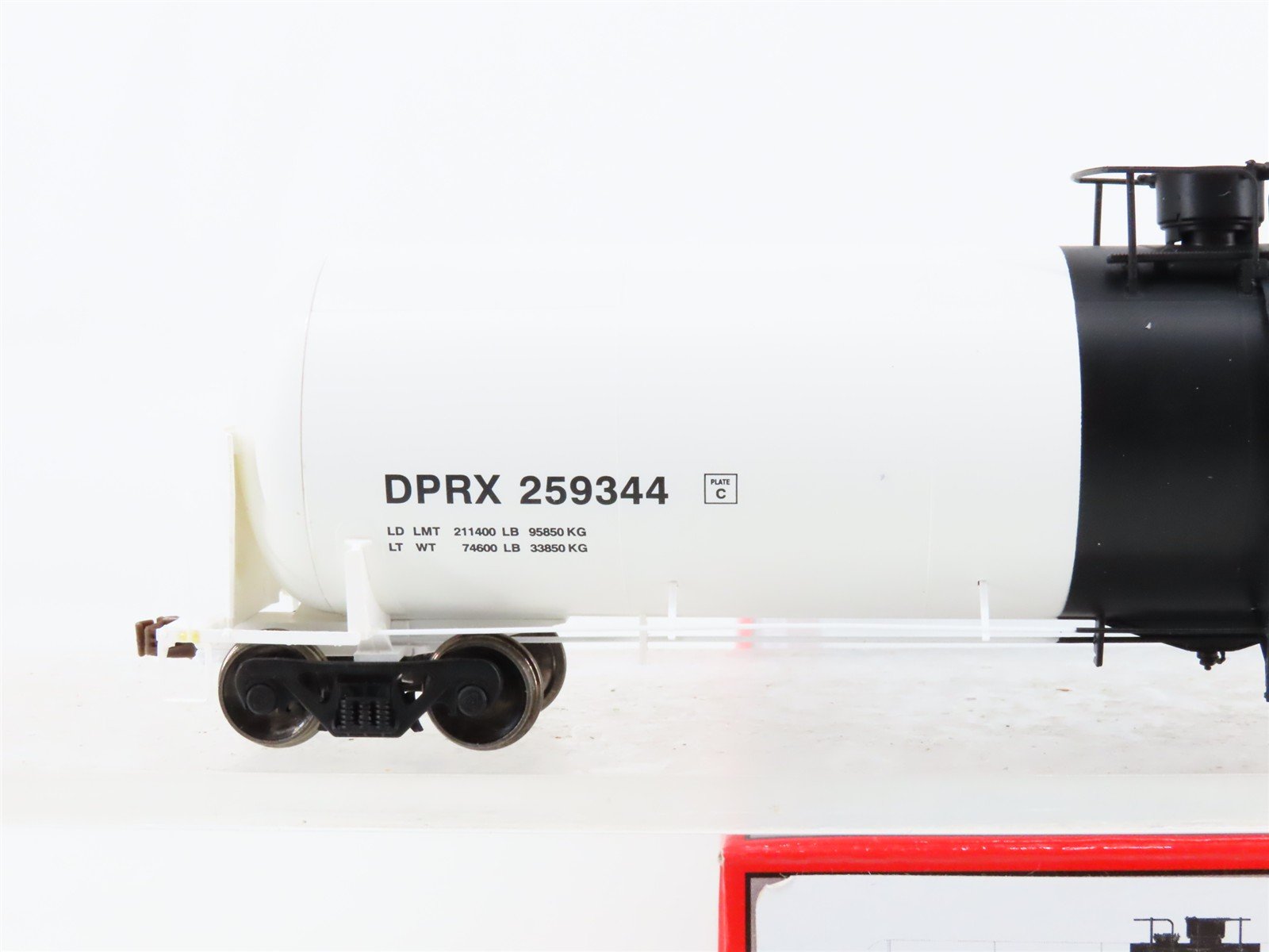 HO Scale ScaleTrains Operator SXT10009 DPRX Deep Rock Refining Tank Car #259344
