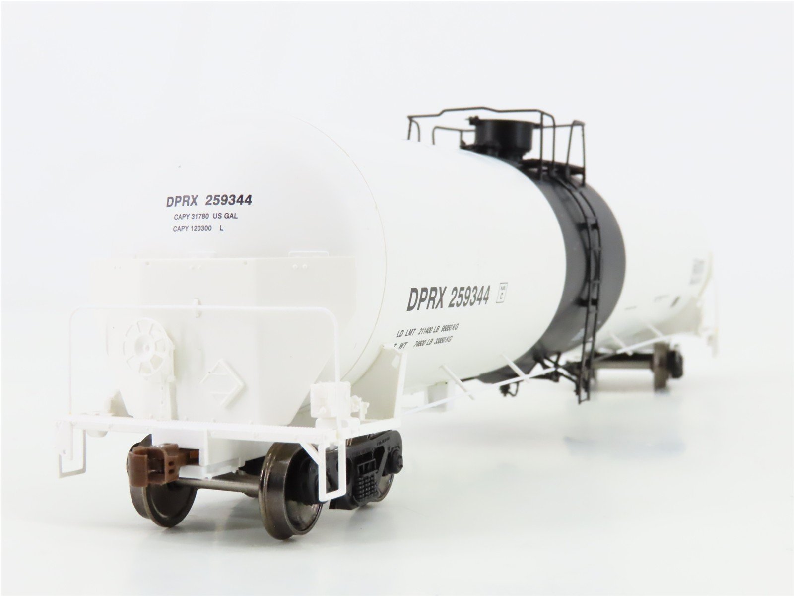 HO Scale ScaleTrains Operator SXT10009 DPRX Deep Rock Refining Tank Car #259344