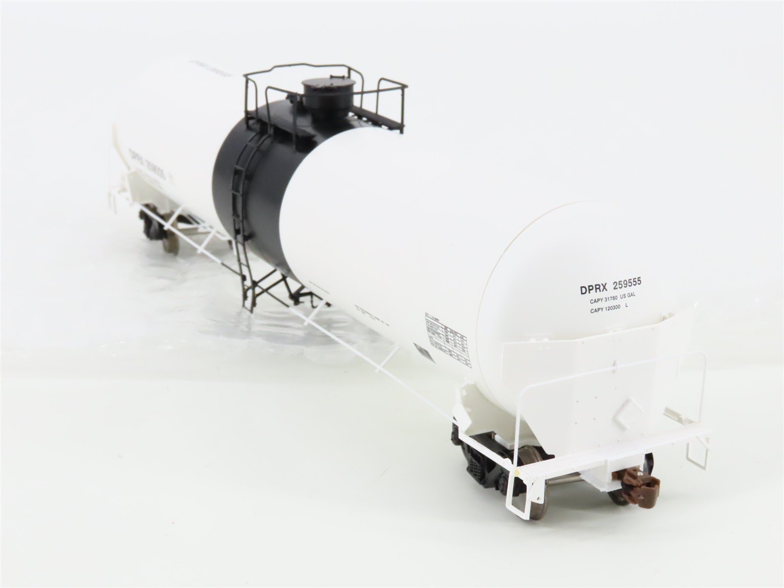HO Scale ScaleTrains Operator SXT10012 DPRX Deep Rock Refining Tank Car #259555