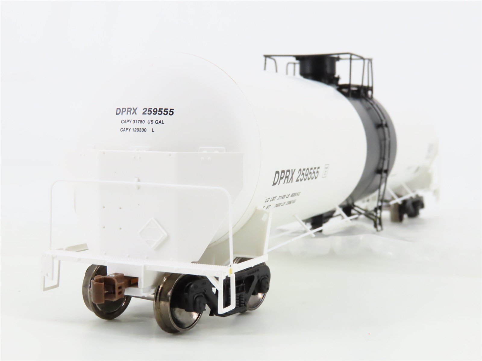 HO Scale ScaleTrains Operator SXT10012 DPRX Deep Rock Refining Tank Car #259555