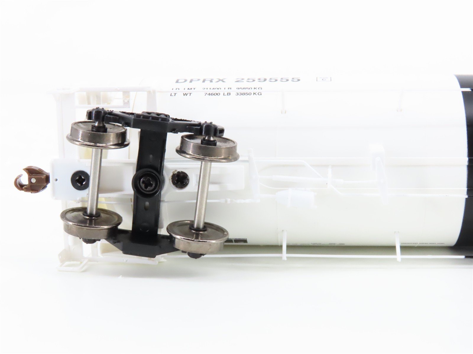 HO Scale ScaleTrains Operator SXT10012 DPRX Deep Rock Refining Tank Car #259555