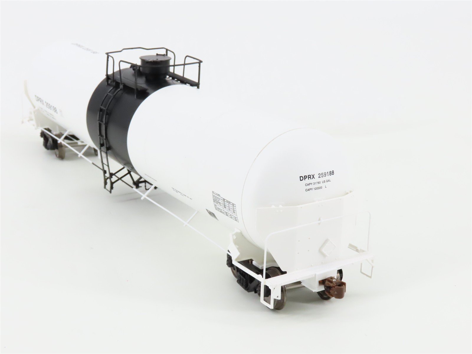 HO Scale ScaleTrains Operator SXT10006 DPRX Deep Rock Refining Tank Car #259188