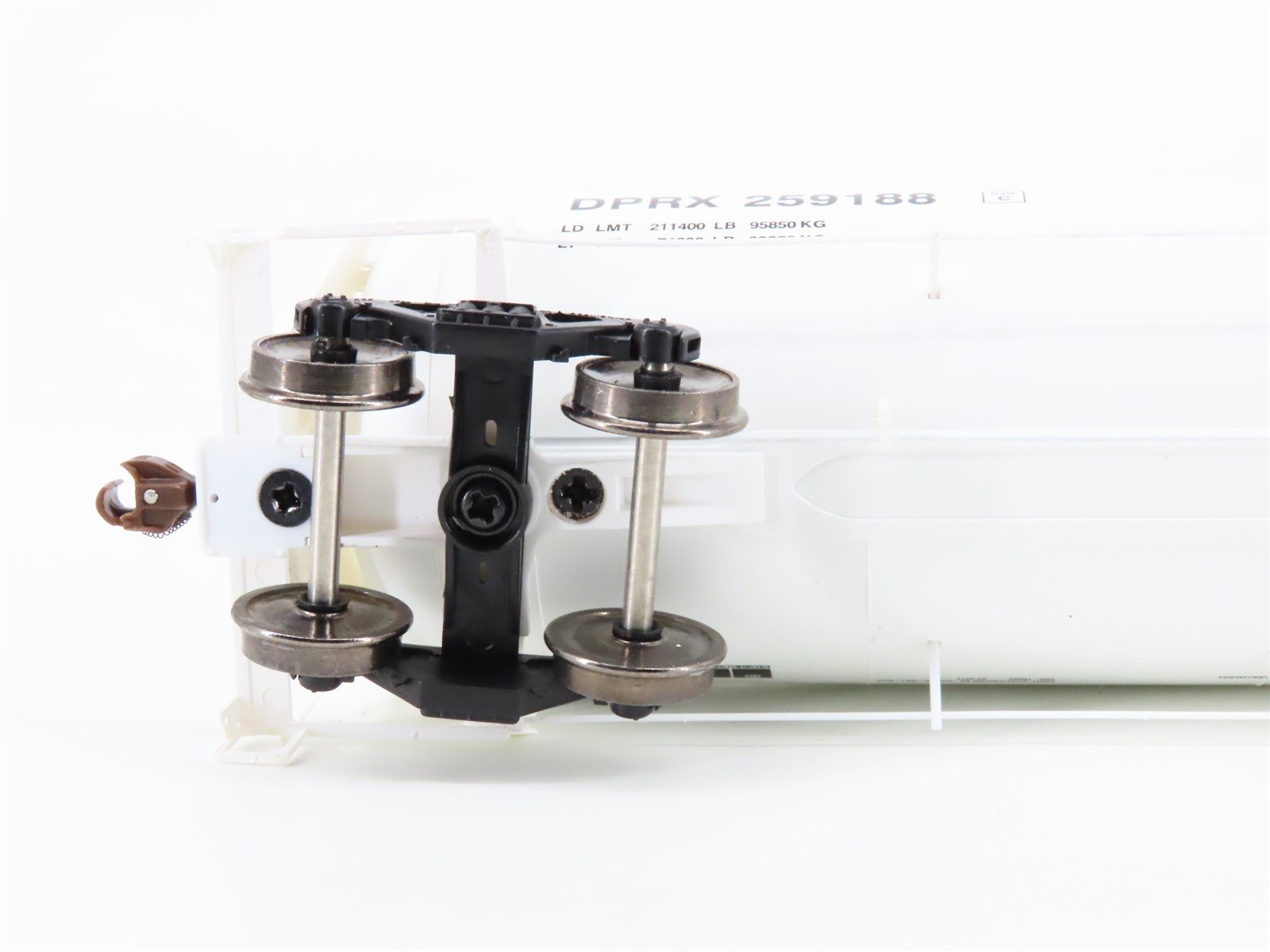 HO Scale ScaleTrains Operator SXT10006 DPRX Deep Rock Refining Tank Car #259188
