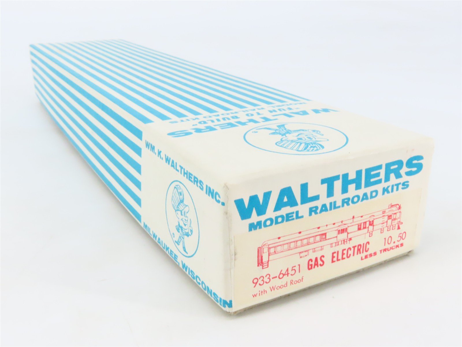 HO Scale Walthers Kit #933-6451 Undecorated Gas-Electric Doodlebug - UNPOWERED