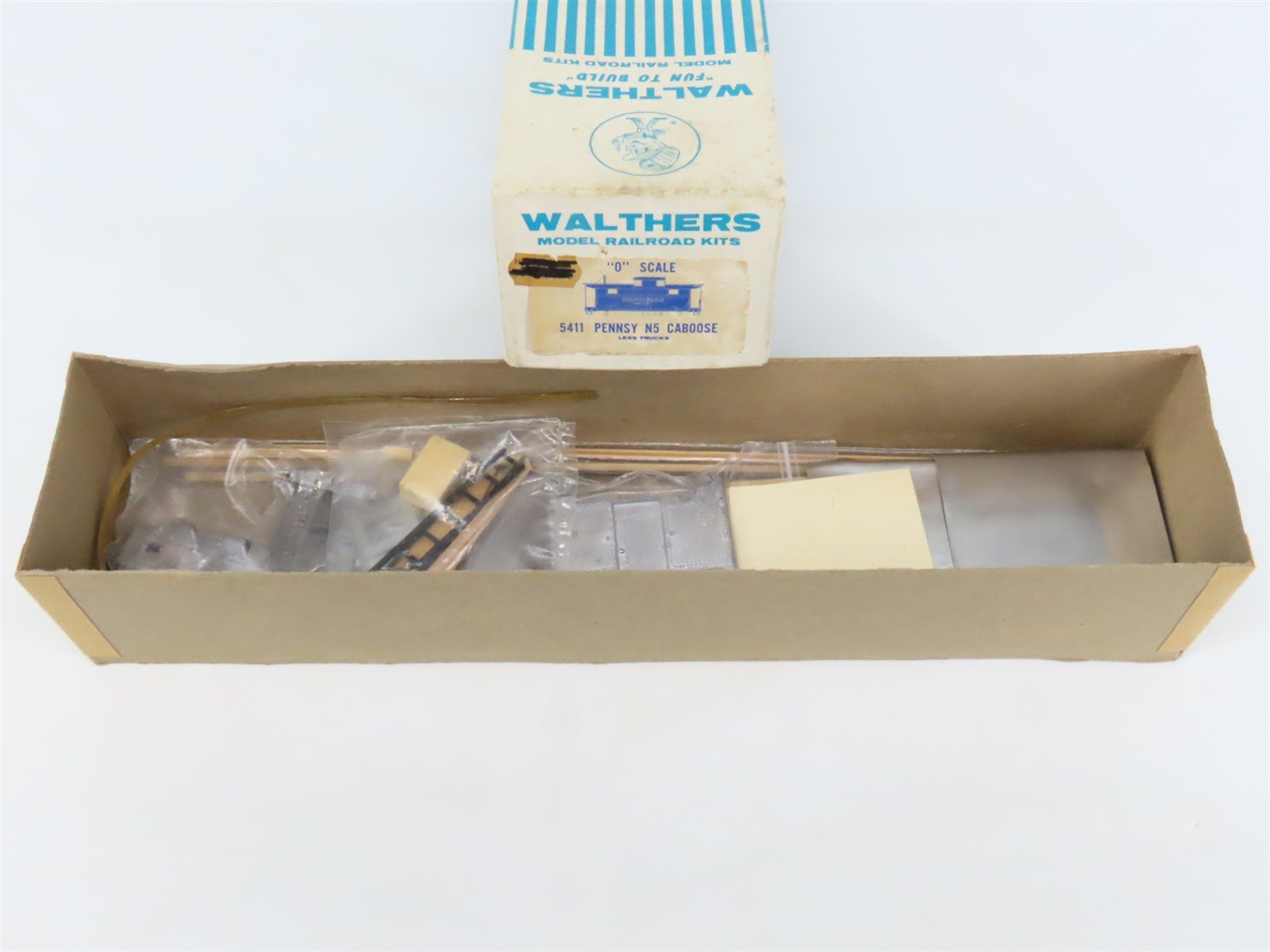 O Scale 2-Rail Walthers Kit #5411 Undecorated PRR N5 Center Cupola Caboose