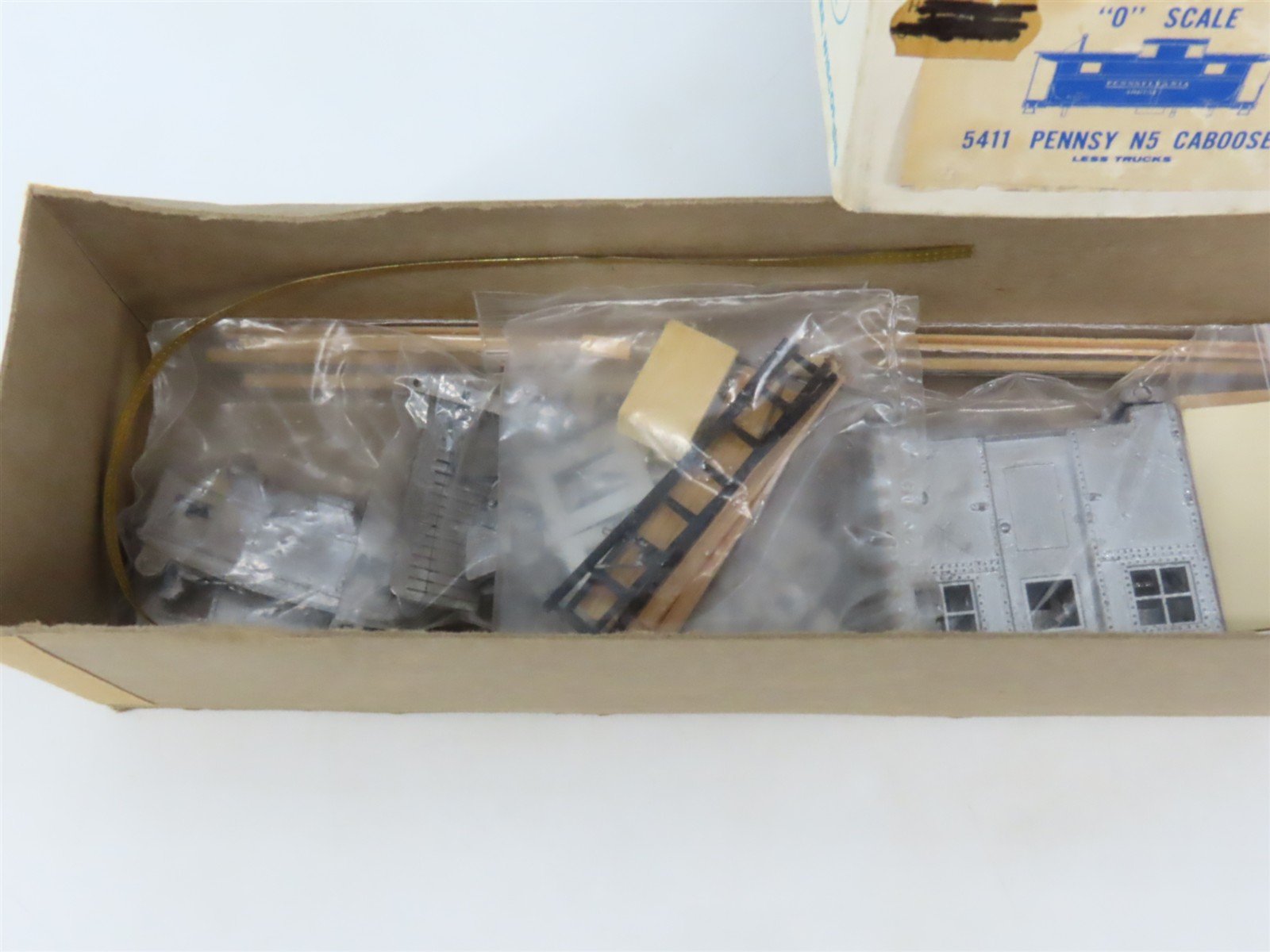 O Scale 2-Rail Walthers Kit #5411 Undecorated PRR N5 Center Cupola Caboose