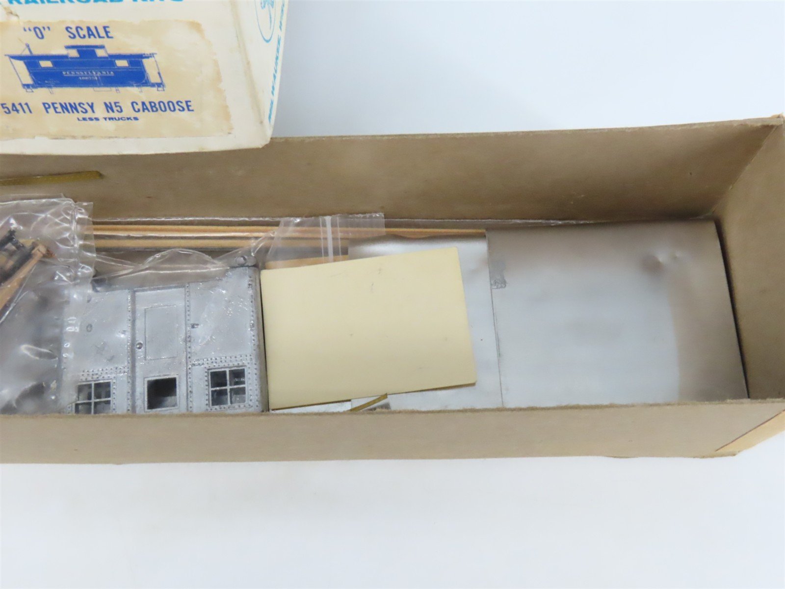 O Scale 2-Rail Walthers Kit #5411 Undecorated PRR N5 Center Cupola Caboose