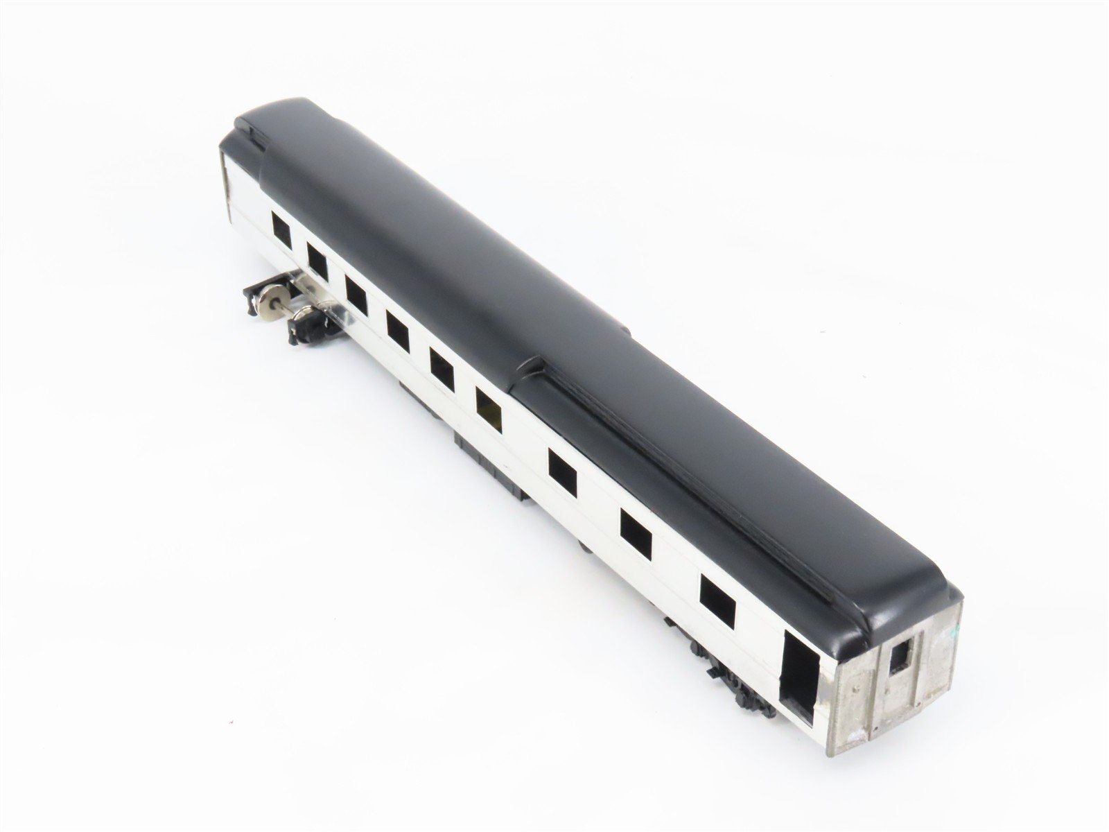 HO Scale Walthers 7815 Undecorated 80' Diner Passenger Car