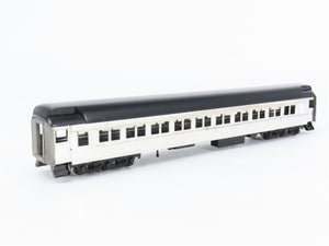 HO Scale Walthers 933-7883 Undecorated 80' Paired-Window Coach Passenger Car