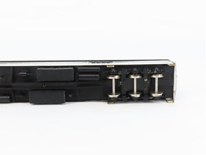 HO Scale Walthers 7828 Undecorated 70' Baggage/RPO Combine Passenger Car