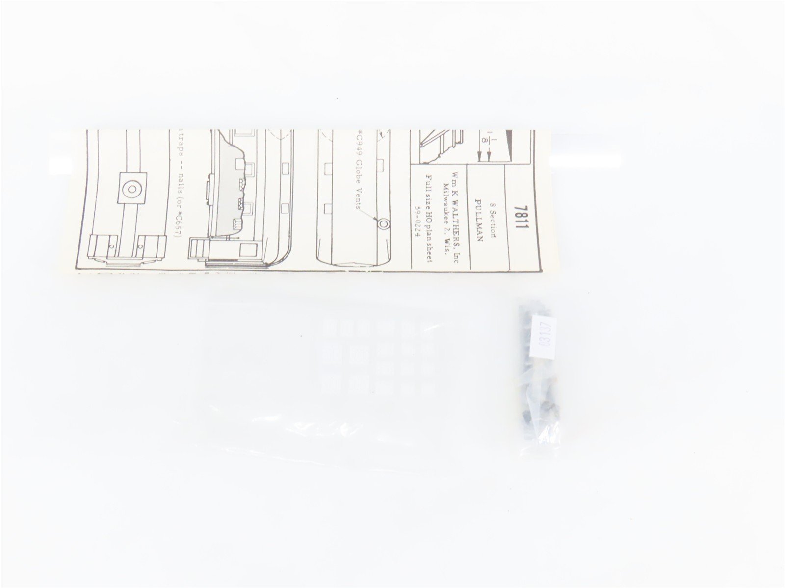 HO Scale Walthers 7811 Undecorated 80' Pullman 8-Section Passenger Car