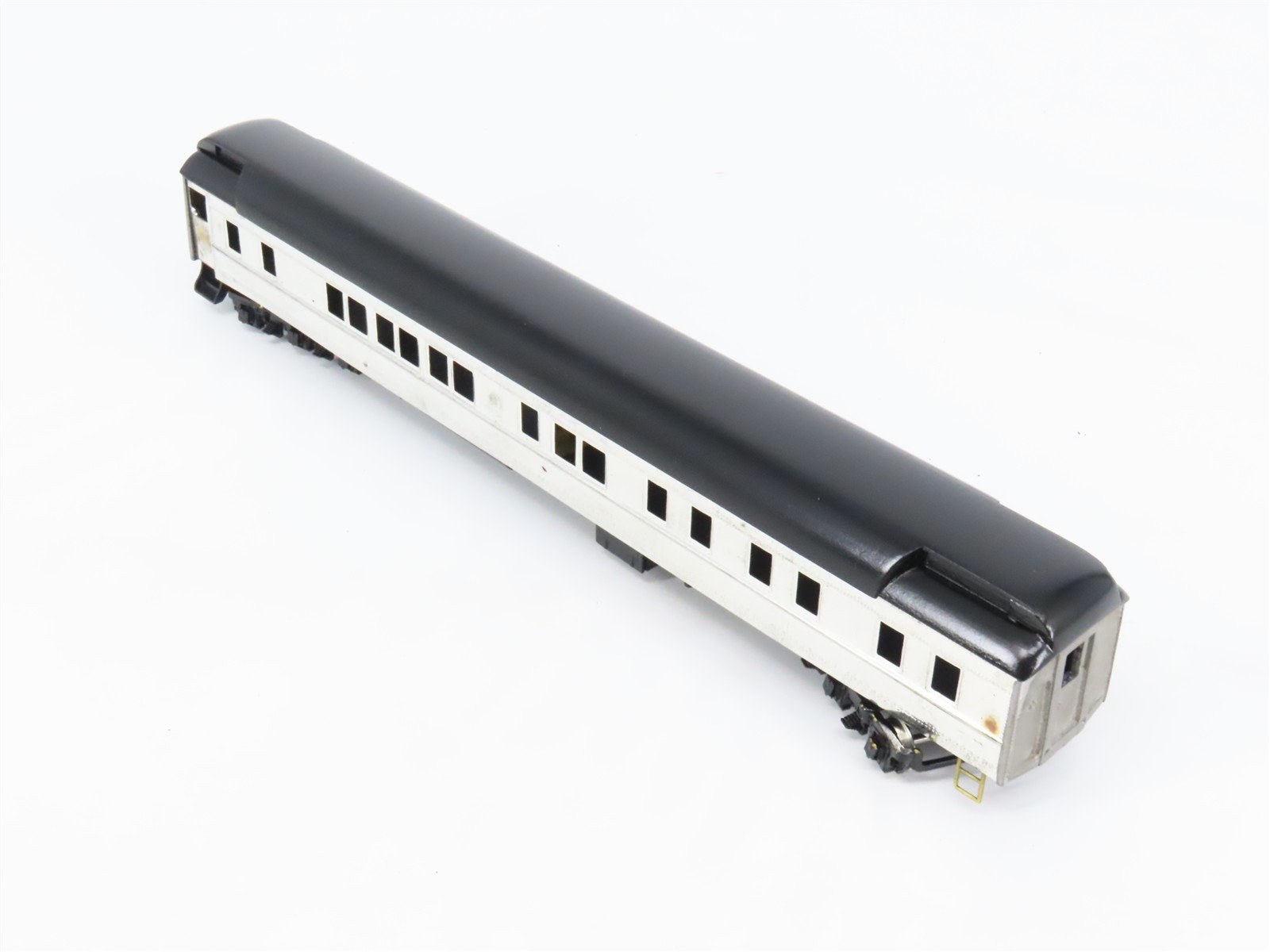 HO Scale Walthers 7809 Undecorated 80' Pullman Passenger Car