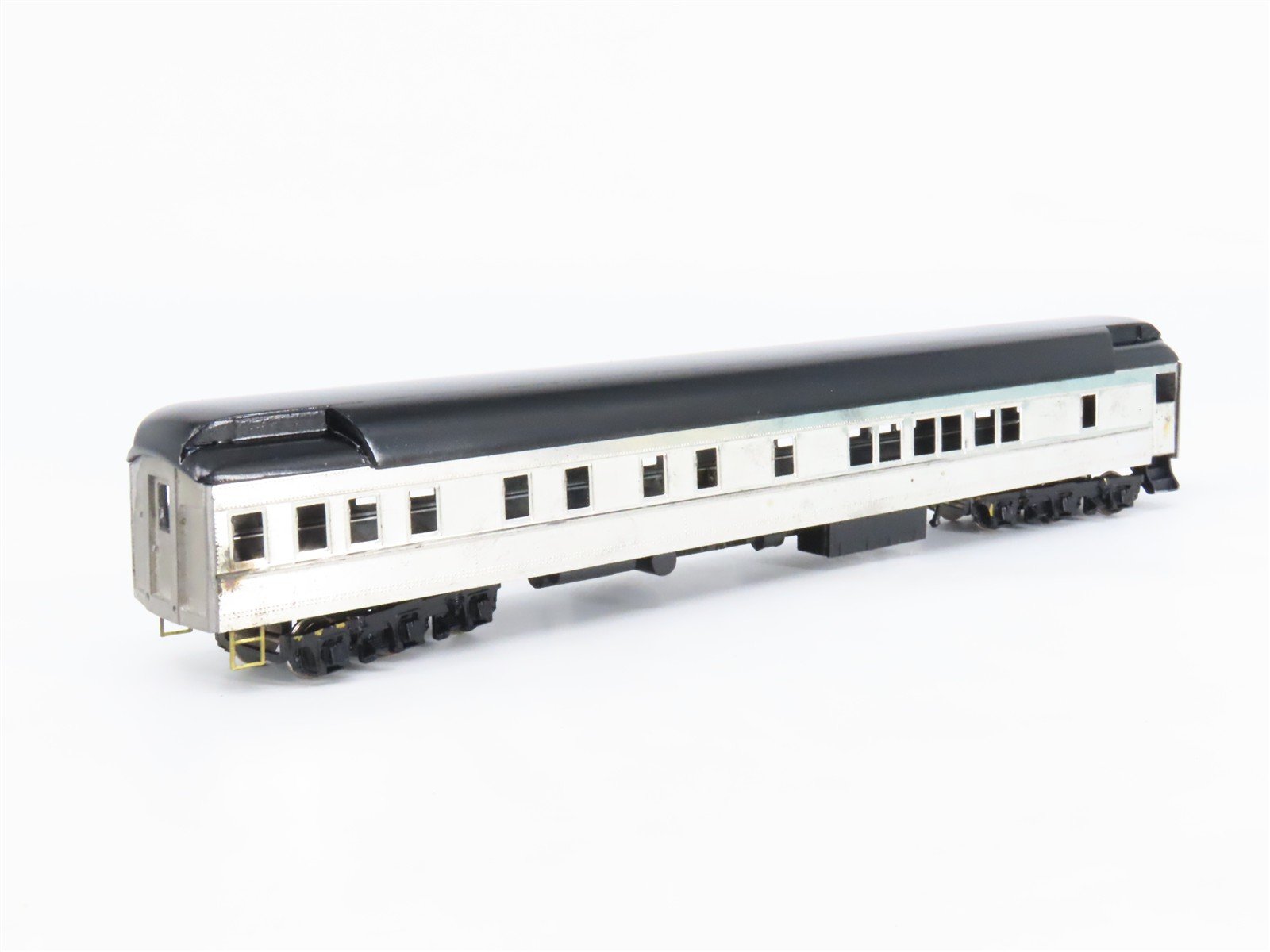 HO Scale Walthers 7809 Undecorated 80' Pullman Passenger Car