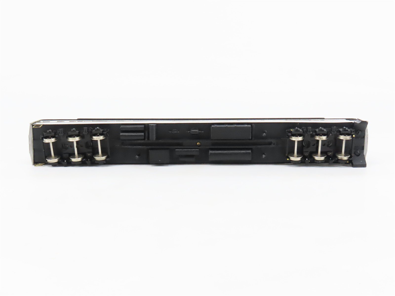 HO Scale Walthers 7809 Undecorated 80' Pullman Passenger Car
