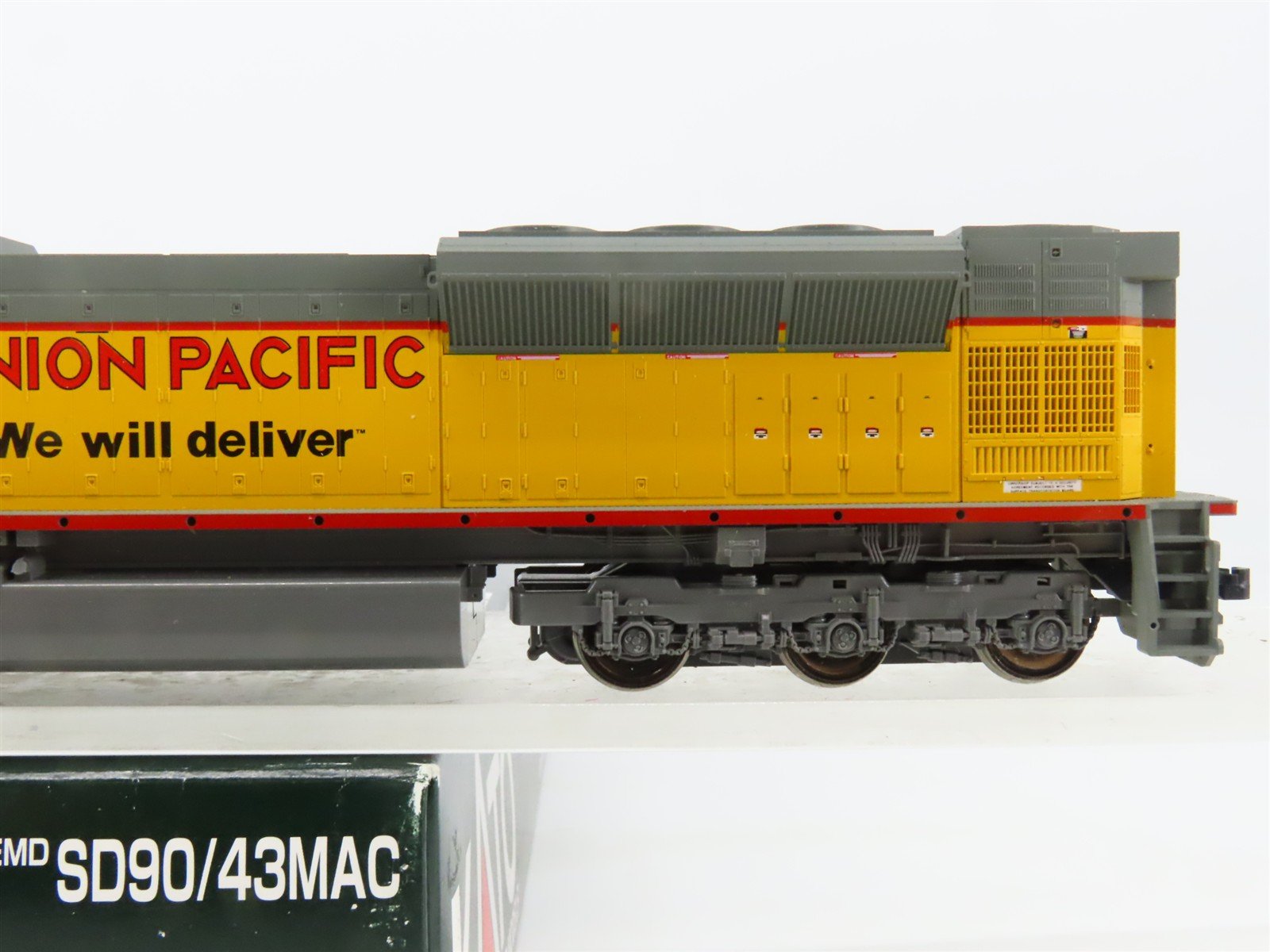 HO Scale KATO 37-6357 UP 