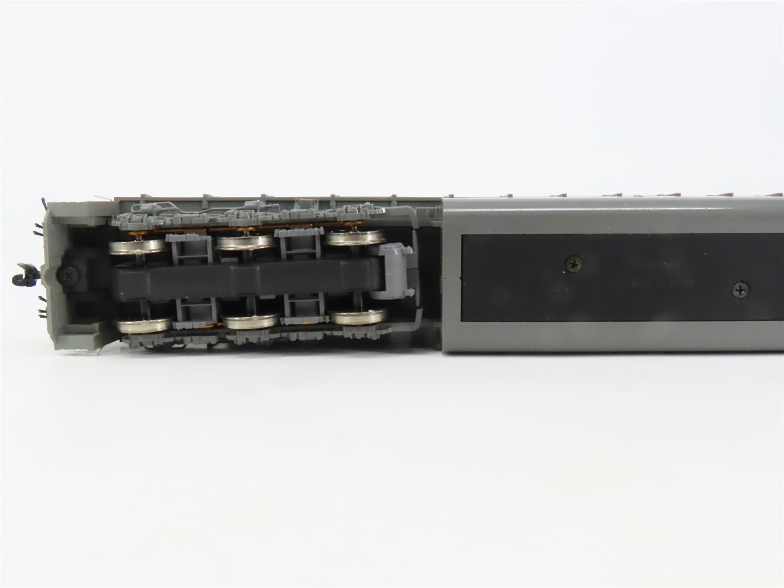 HO Scale KATO 37-6354 UP Union Pacific EMD SD90/43MAC Diesel #8104 - DCC Ready