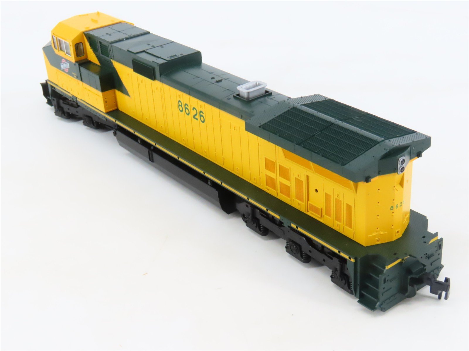 HO KATO 37-1301 CNW Chicago North Western GE C44-9W Diesel #8626 - DCC Ready