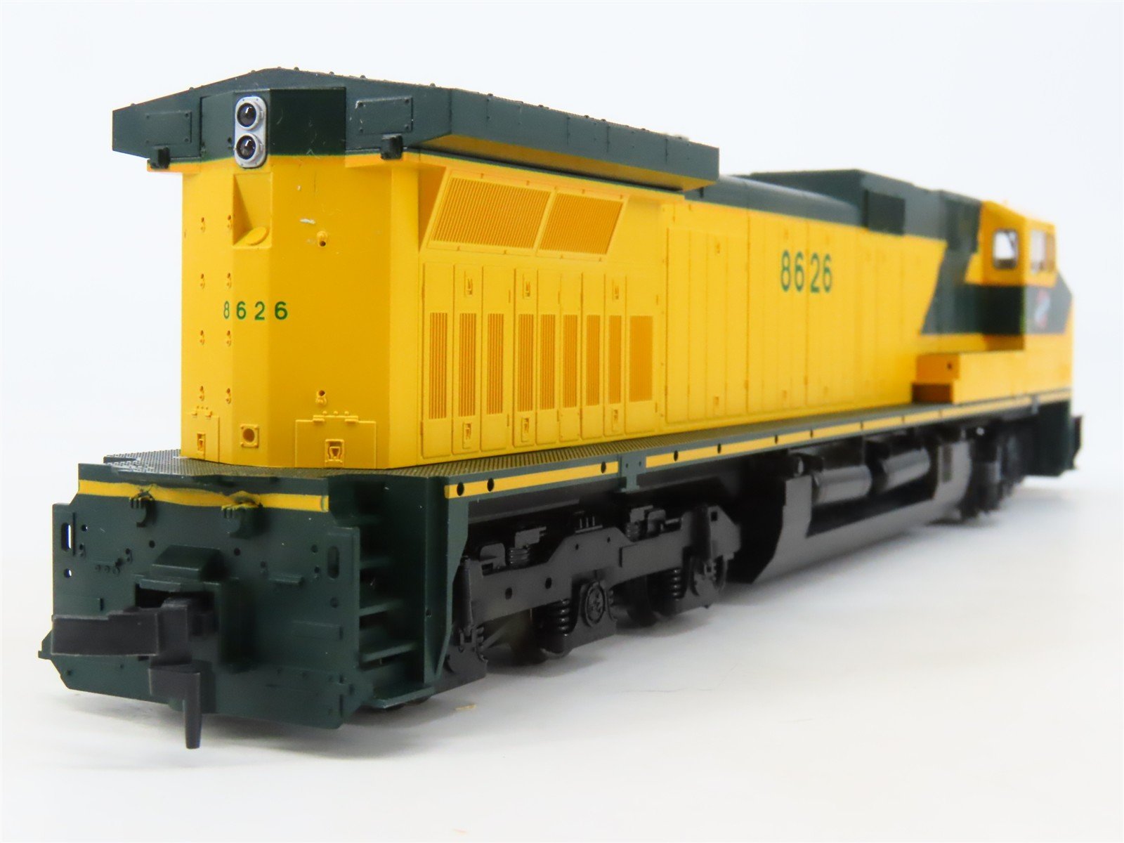 HO KATO 37-1301 CNW Chicago North Western GE C44-9W Diesel #8626 - DCC Ready