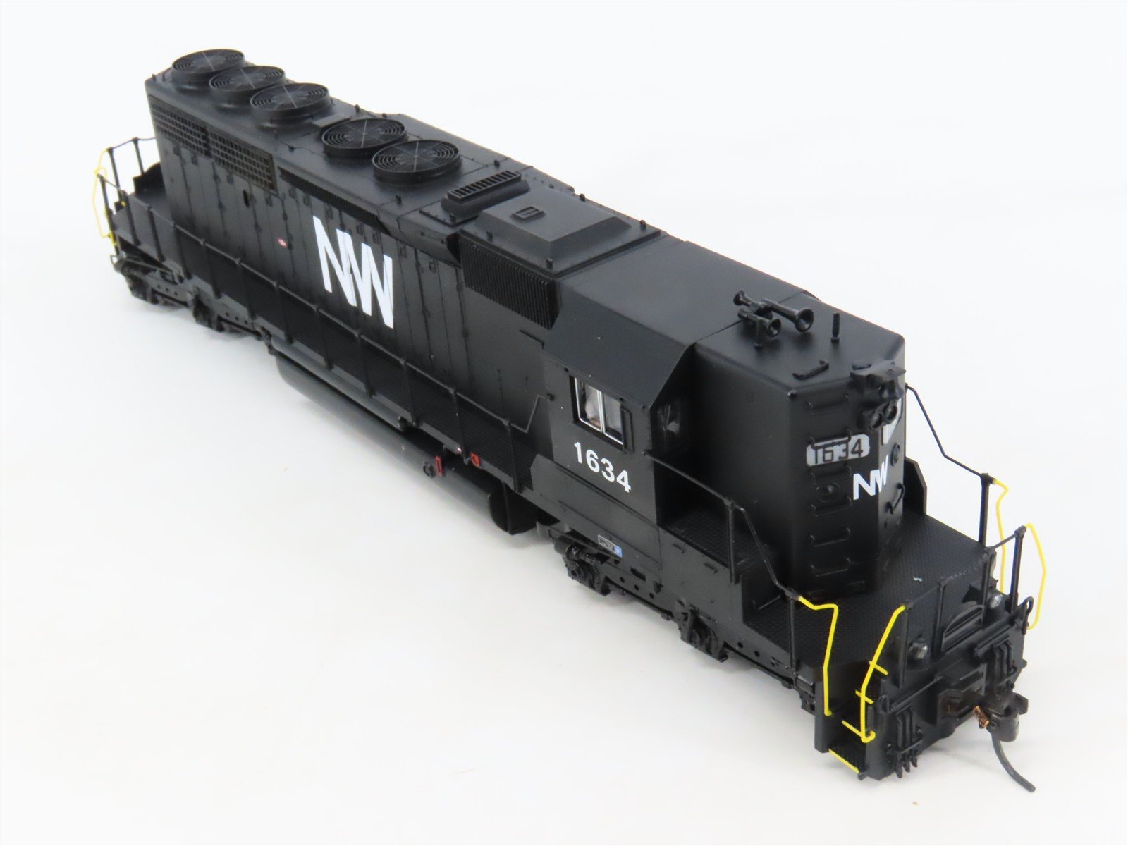 HO Scale Broadway Limited BLI 1250 N&W EMD SD40-2 Diesel #1634 - Paragon2