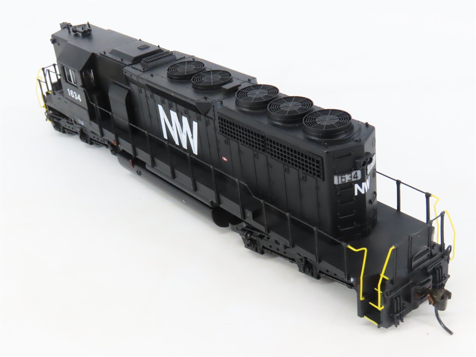 HO Scale Broadway Limited BLI 1250 N&W EMD SD40-2 Diesel #1634 - Paragon2