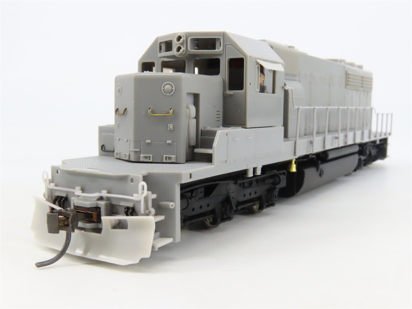 HO Scale Broadway Limited BLI 929 Undecorated EMD SD40-2 Diesel w/ DCC & Sound