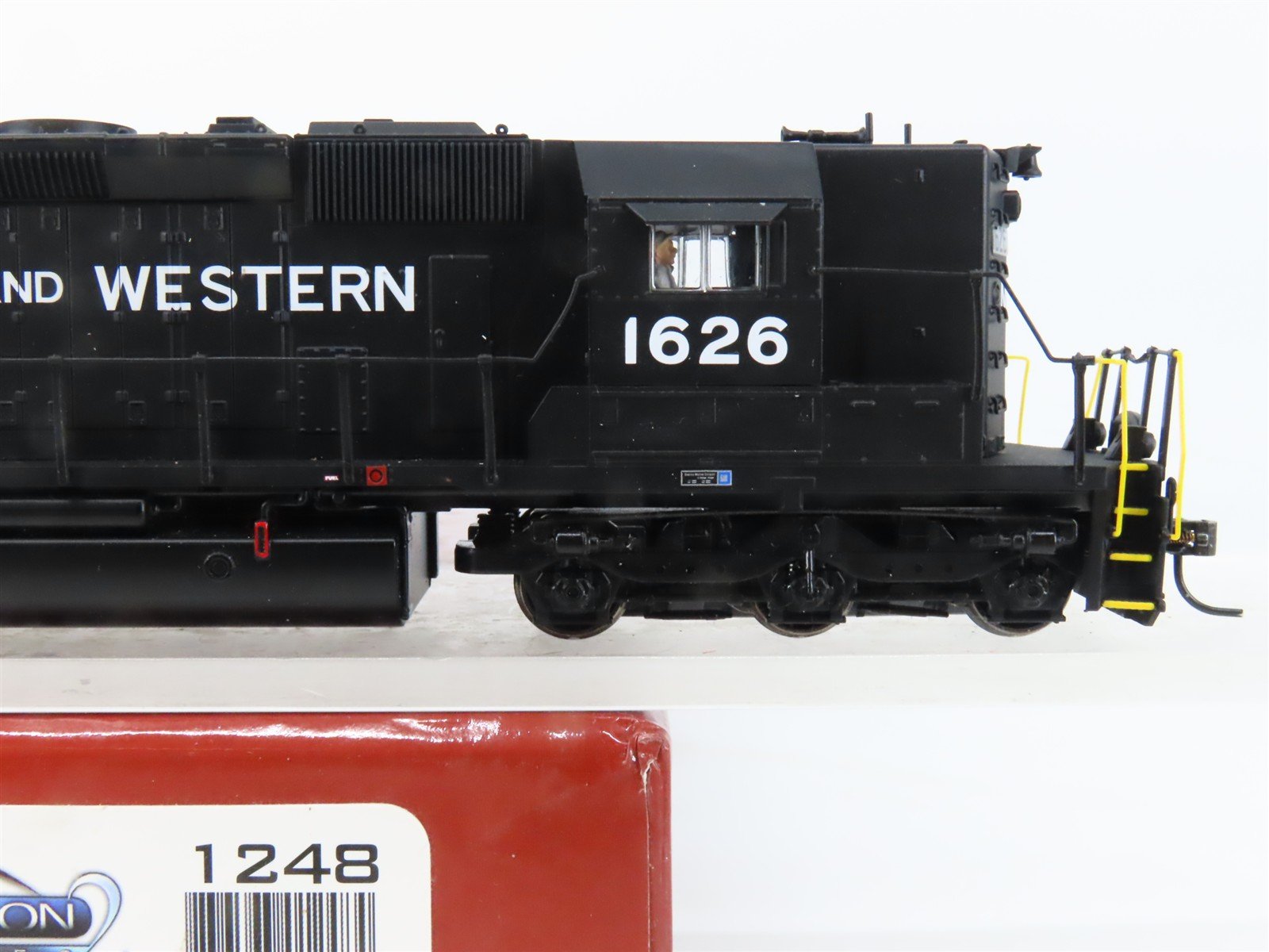 HO Scale Broadway Limited BLI 1248 N&W EMD SD40-2 Diesel #1248 - Paragon2