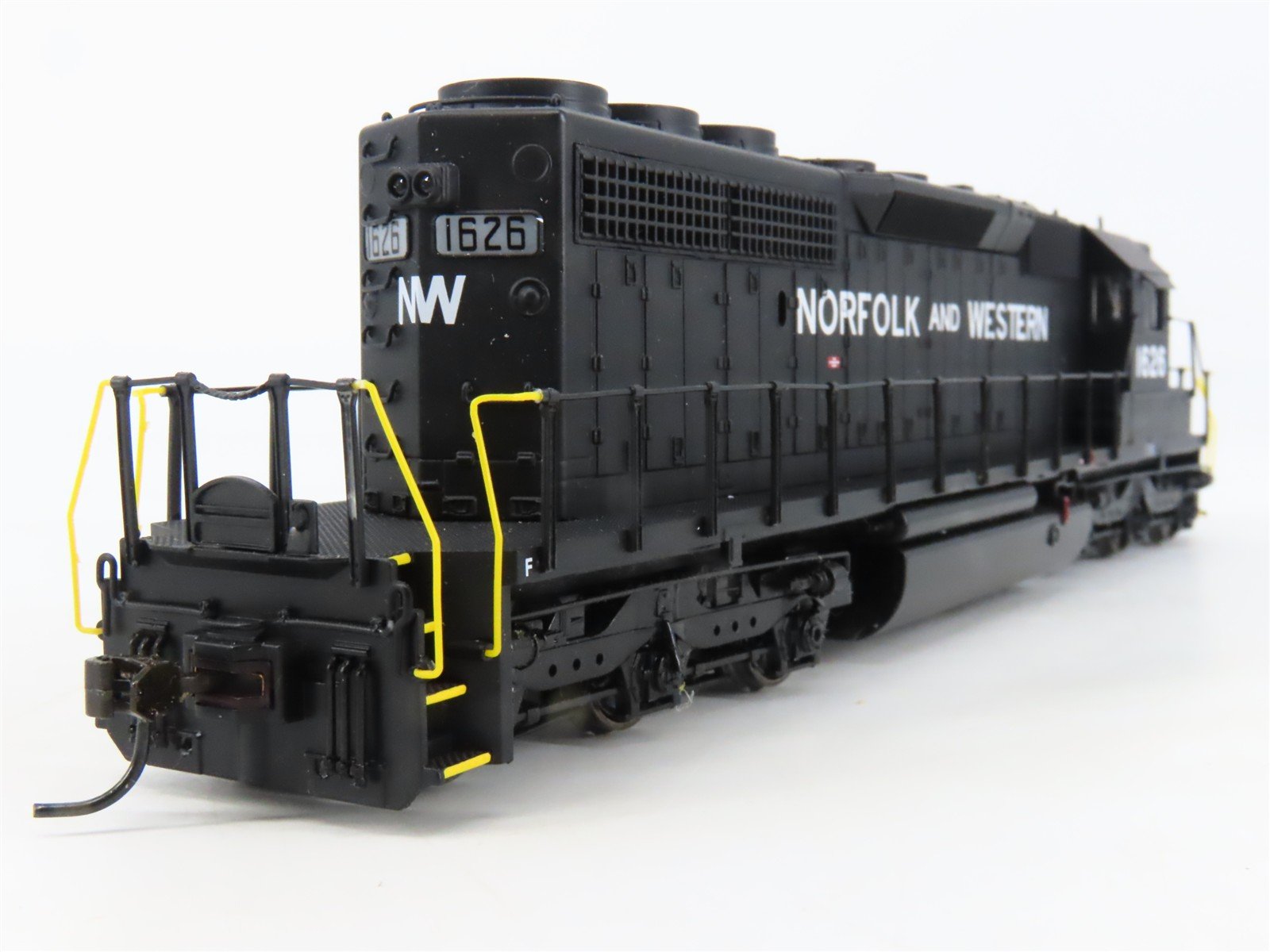 HO Scale Broadway Limited BLI 1248 N&W EMD SD40-2 Diesel #1248 - Paragon2